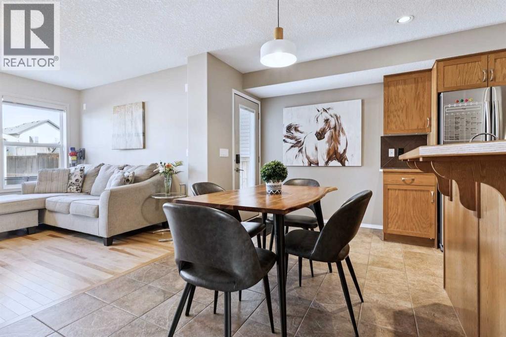 46 Cranberry Close Se, Calgary, Alberta  T3M 0B4 - Photo 7 - A2258349