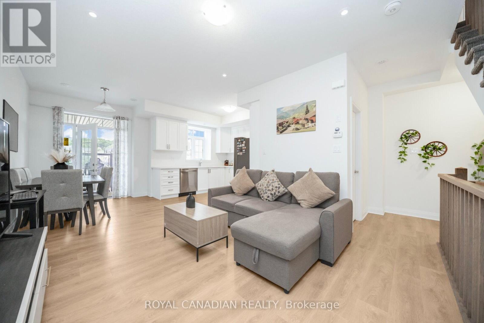 43 - 305 Garner Road, Hamilton, Ontario  L9G 3K9 - Photo 14 - X12443614