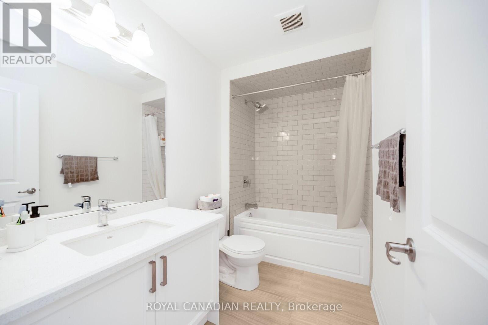 43 - 305 Garner Road, Hamilton, Ontario  L9G 3K9 - Photo 35 - X12443614