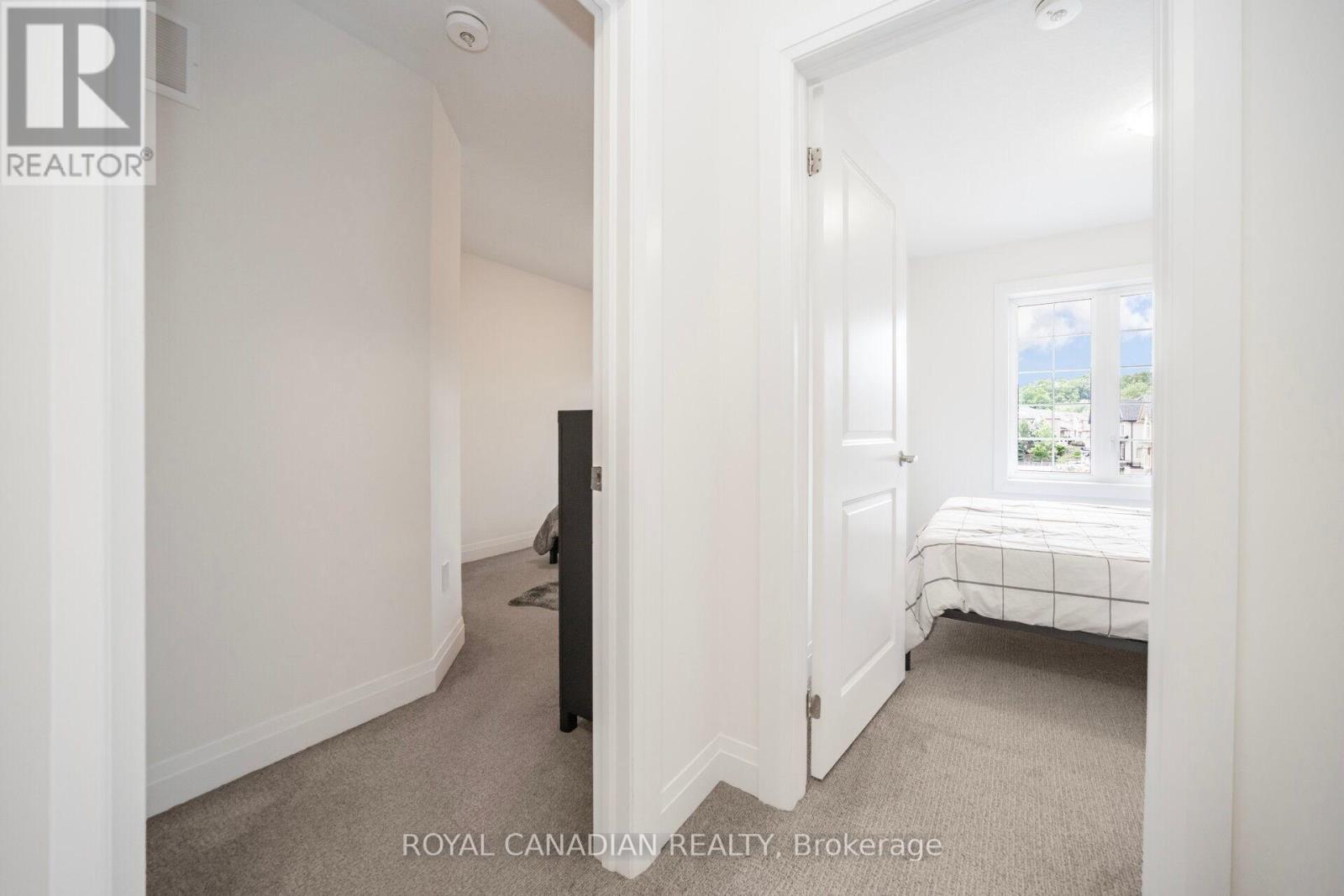 43 - 305 Garner Road, Hamilton, Ontario  L9G 3K9 - Photo 37 - X12443614