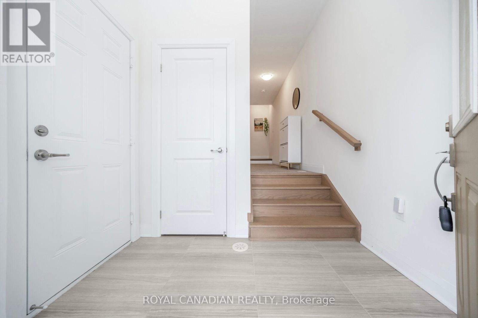 43 - 305 Garner Road, Hamilton, Ontario  L9G 3K9 - Photo 7 - X12443614