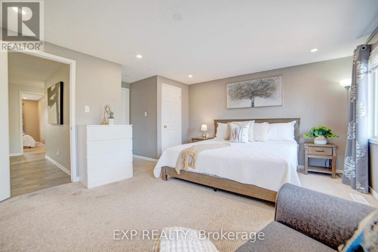 26 - 30 Bryan Court W, Kitchener, Ontario  N2A 4J5 - Photo 20 - X12443635