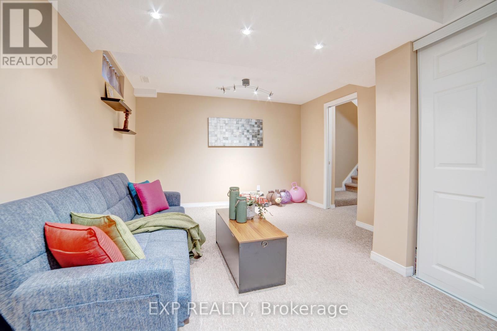 26 - 30 Bryan Court W, Kitchener, Ontario  N2A 4J5 - Photo 32 - X12443635