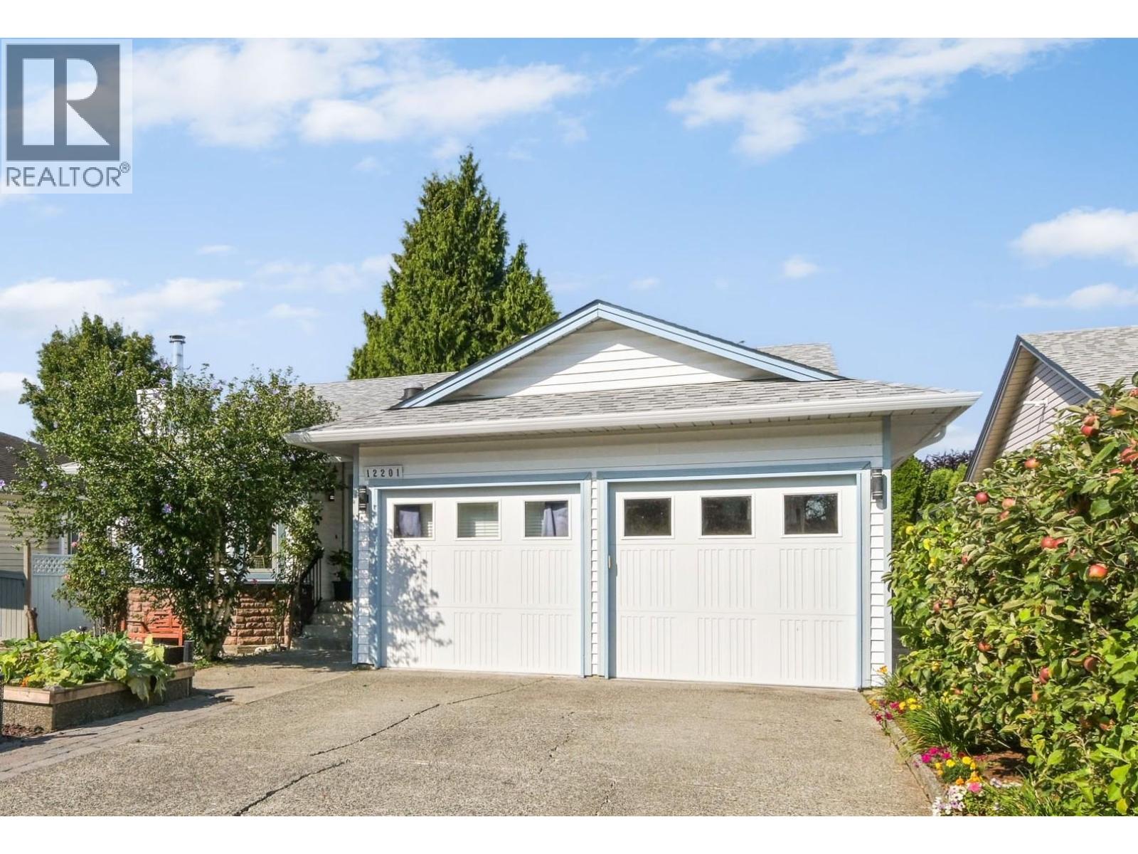 12201 IRVING STREET, Maple Ridge, British Columbia