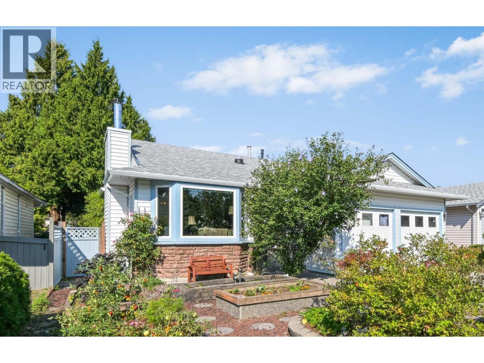 12201 Irving Street, Maple Ridge, British Columbia  V2X 9S2 - Photo 2 - R3052334