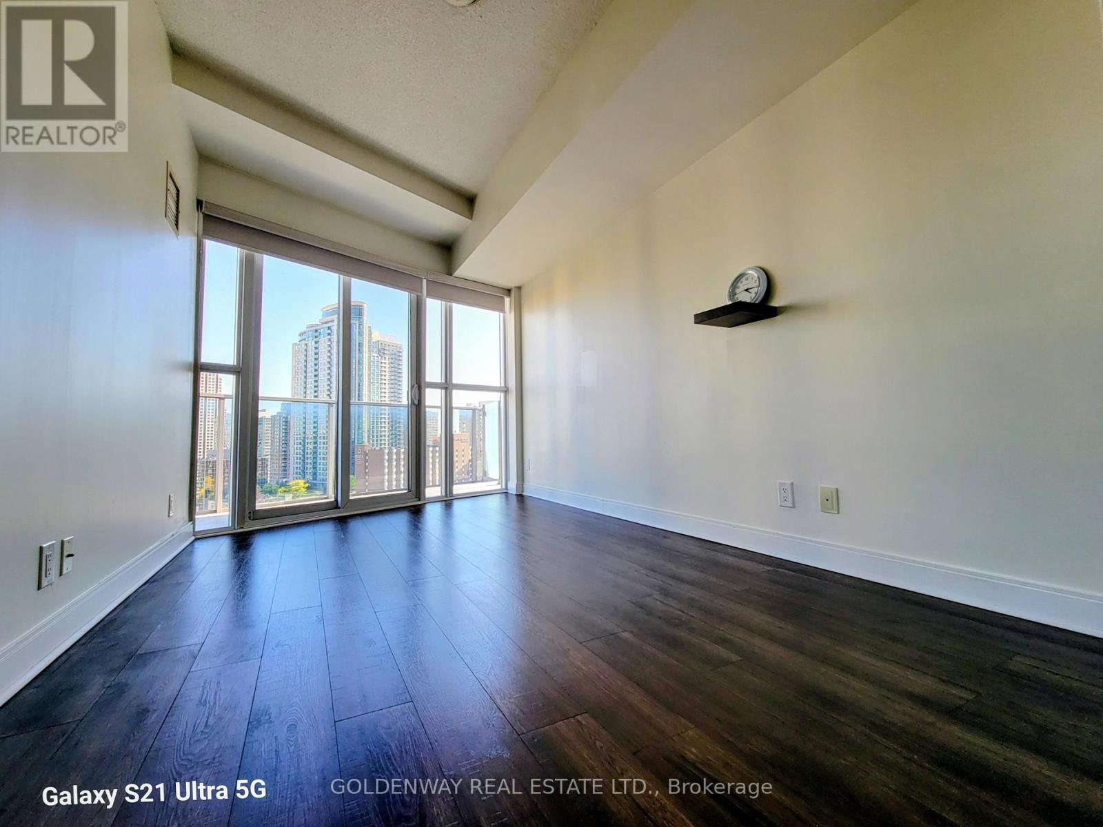 1302 - 60 Absolute Avenue, Mississauga, Ontario  L4T 0A9 - Photo 15 - W12435622