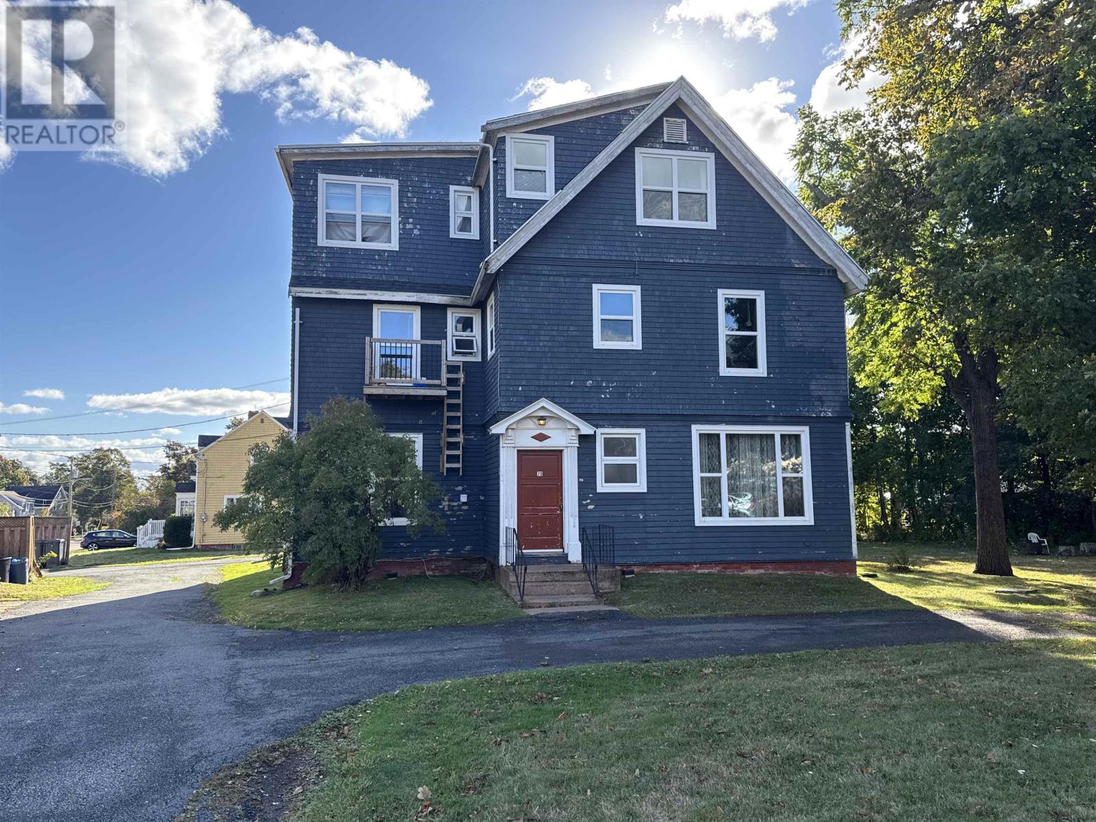 70 Longworth Avenue, Charlottetown, Prince Edward Island  C1A 5A5 - Photo 1 - 202525085