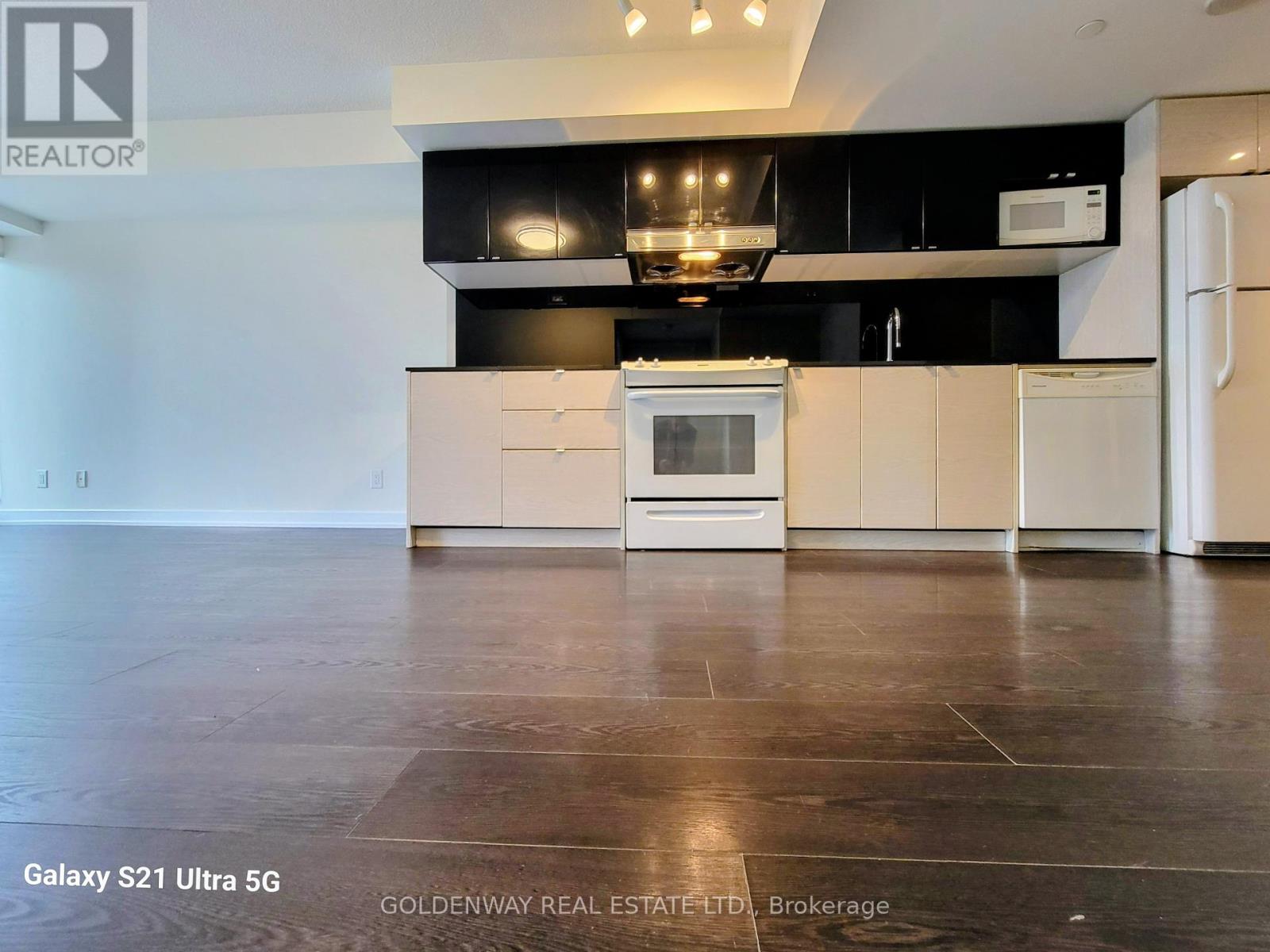 1211 - 72 Esther Shiner Boulevard, Toronto, Ontario  M2K 2X9 - Photo 11 - C12425207
