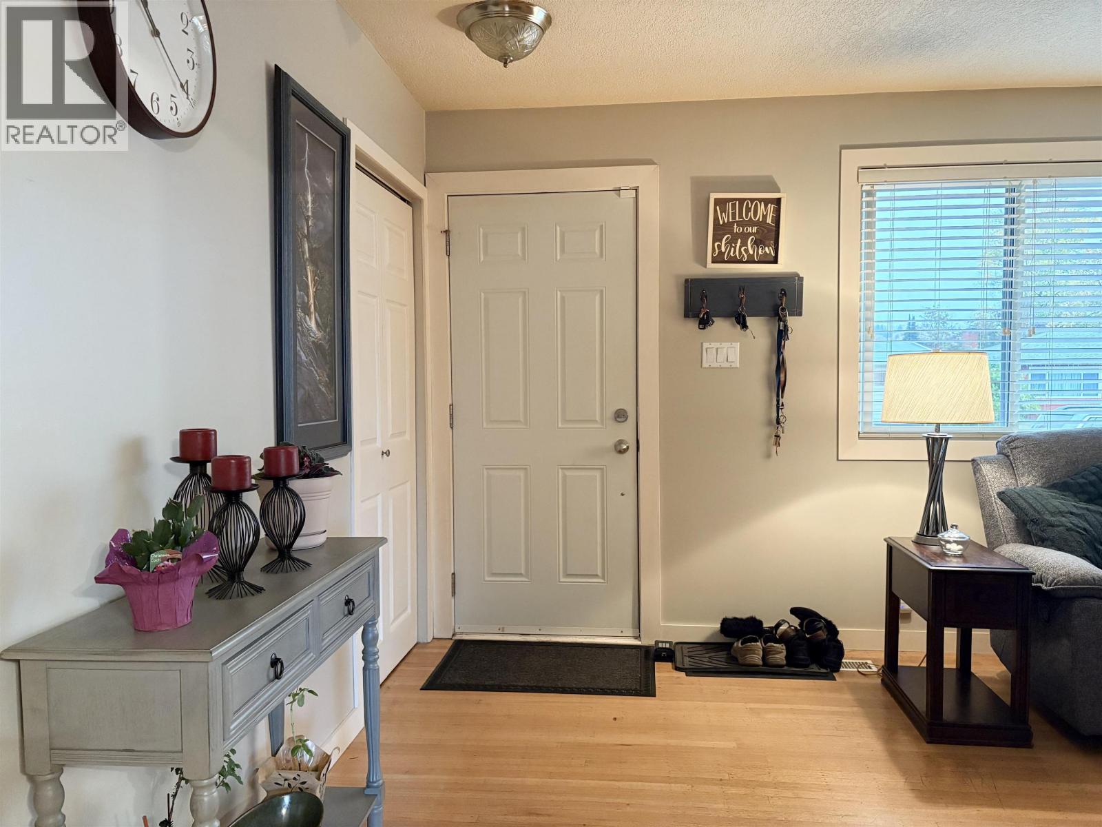298 N Quinn Street, Prince George, British Columbia  V2M 3J5 - Photo 3 - R3055123