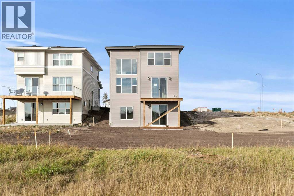 354 Kinniburgh Loop, Chestermere, Alberta  T1X 3C3 - Photo 4 - A2246091