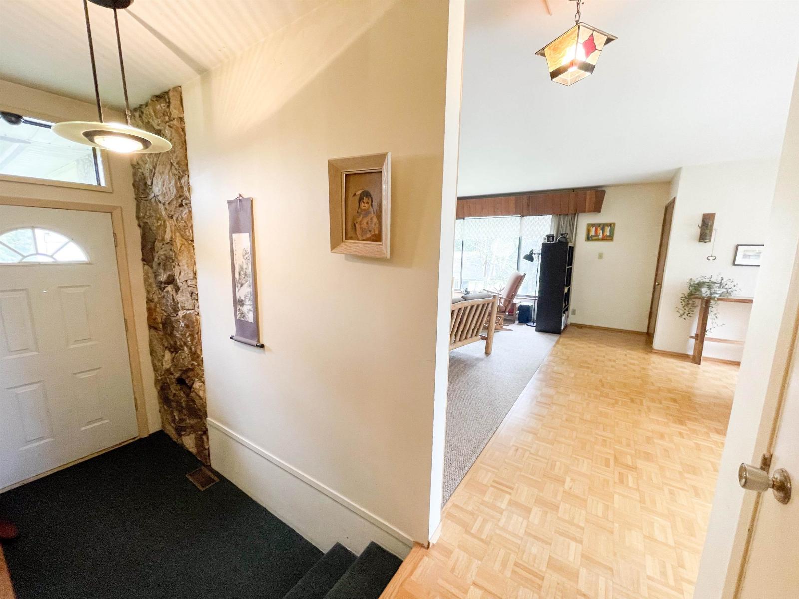 9335 178 Street, Surrey, British Columbia  V4N 3W4 - Photo 3 - R3055143