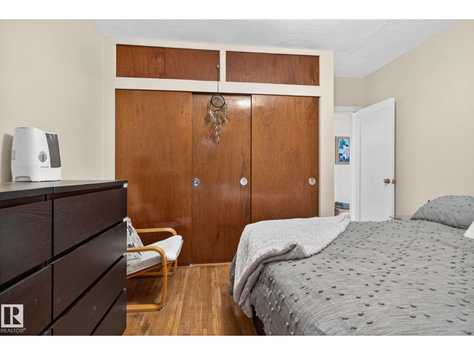 11621 101 St Nw, Edmonton, Alberta  T5G 2B3 - Photo 12 - E4460715