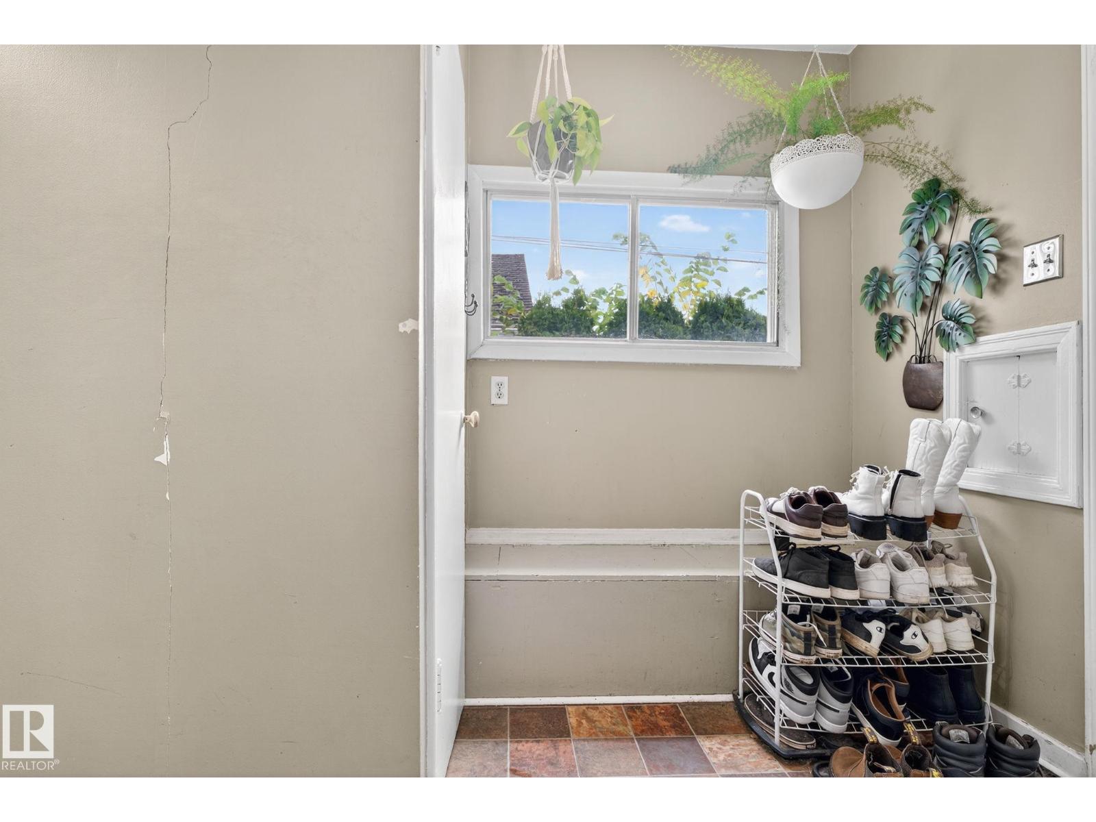 11621 101 St Nw, Edmonton, Alberta  T5G 2B3 - Photo 17 - E4460715
