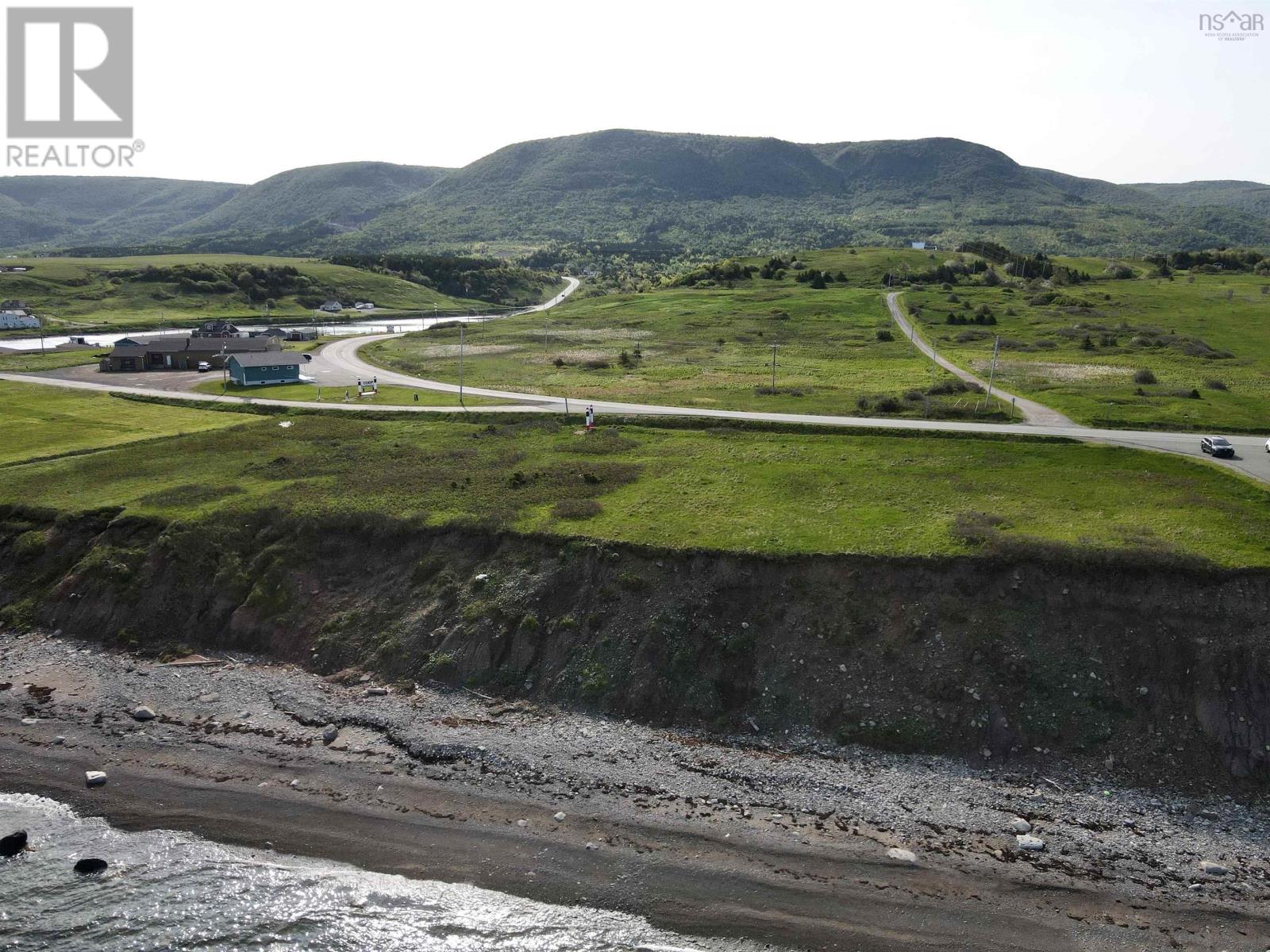 Cabot Trail, Grand Étang, Nova Scotia  B0E 1L0 - Photo 10 - 202515928