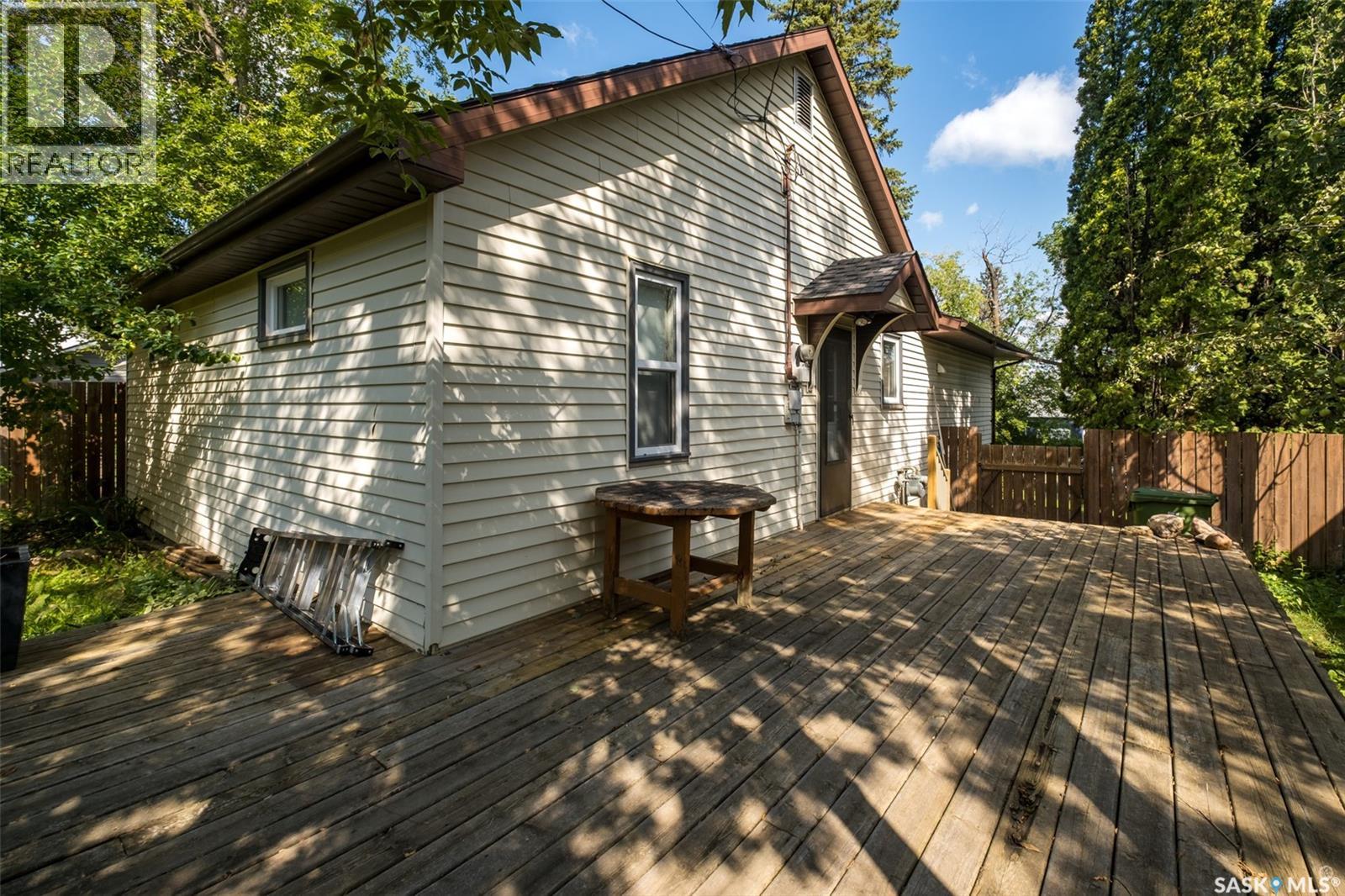 607 20th Street W, Prince Albert, Saskatchewan  S6V 4H4 - Photo 28 - SK020060