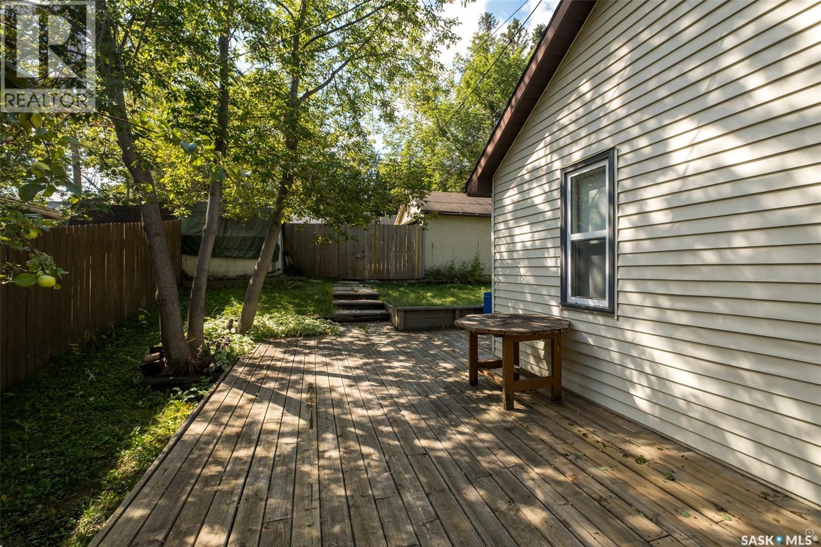 607 20th Street W, Prince Albert, Saskatchewan  S6V 4H4 - Photo 30 - SK020060