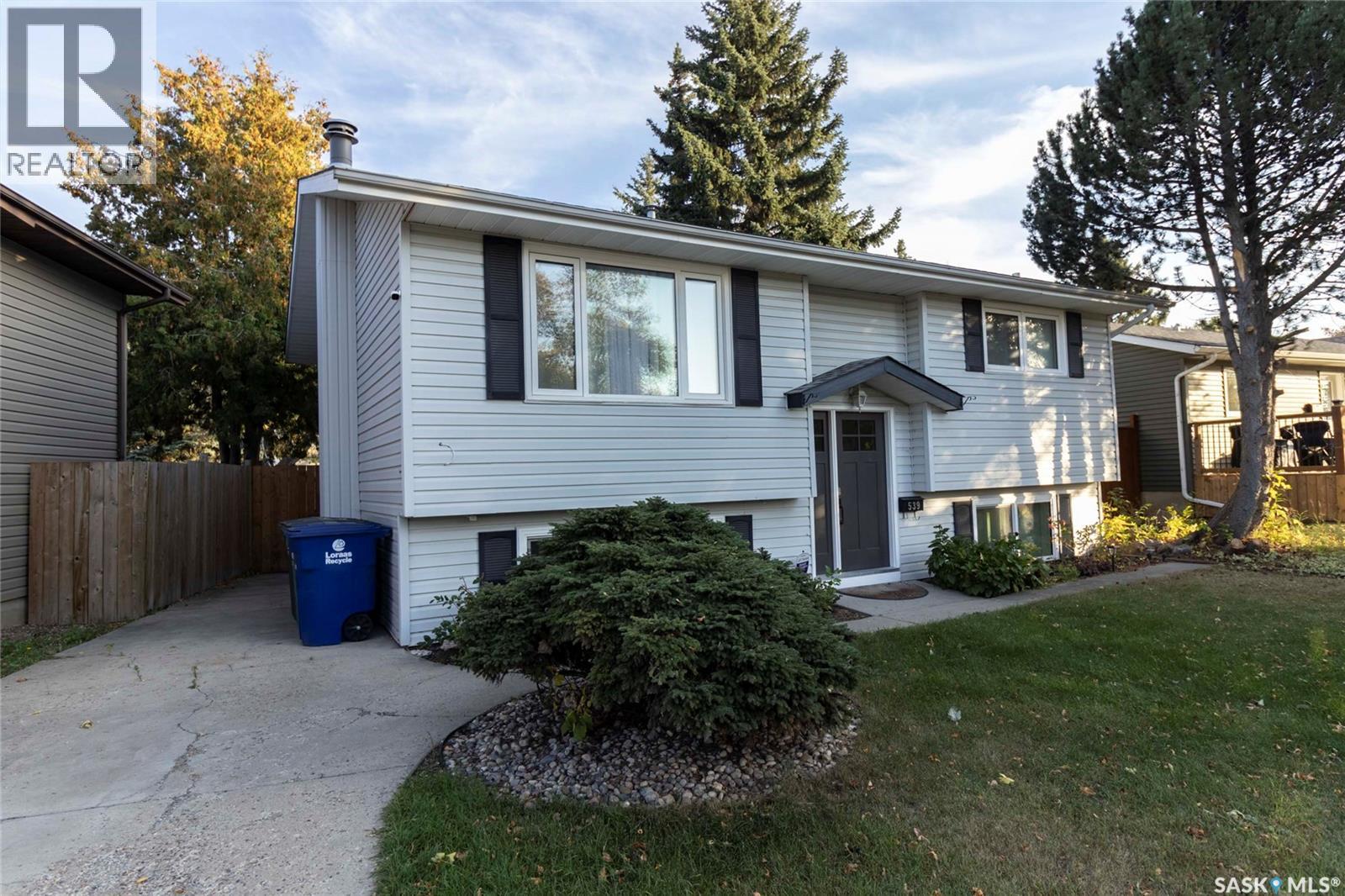 539 Priel Crescent, Saskatoon, Saskatchewan  S7M 4K8 - Photo 32 - SK020040