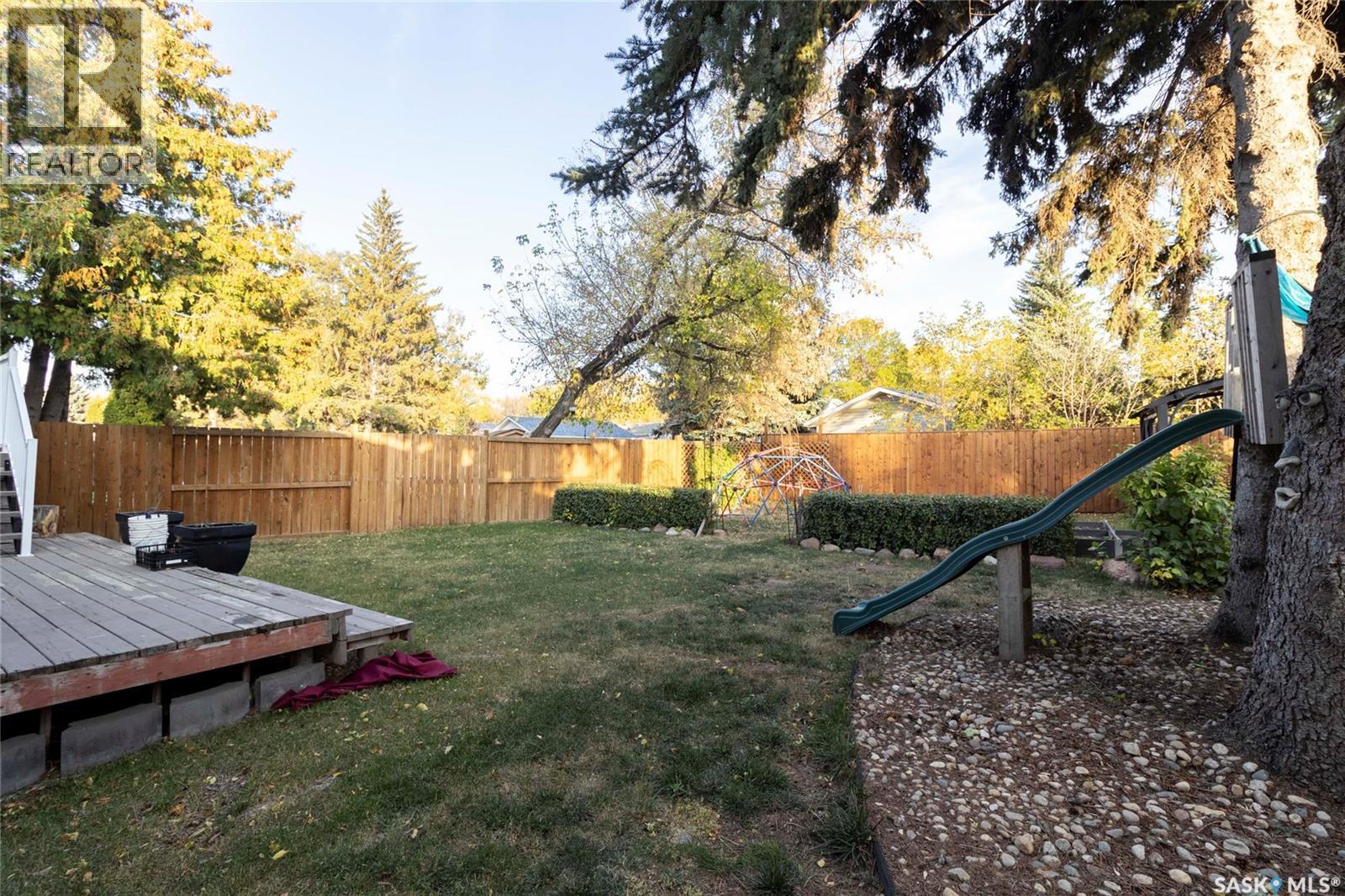 539 Priel Crescent, Saskatoon, Saskatchewan  S7M 4K8 - Photo 40 - SK020040