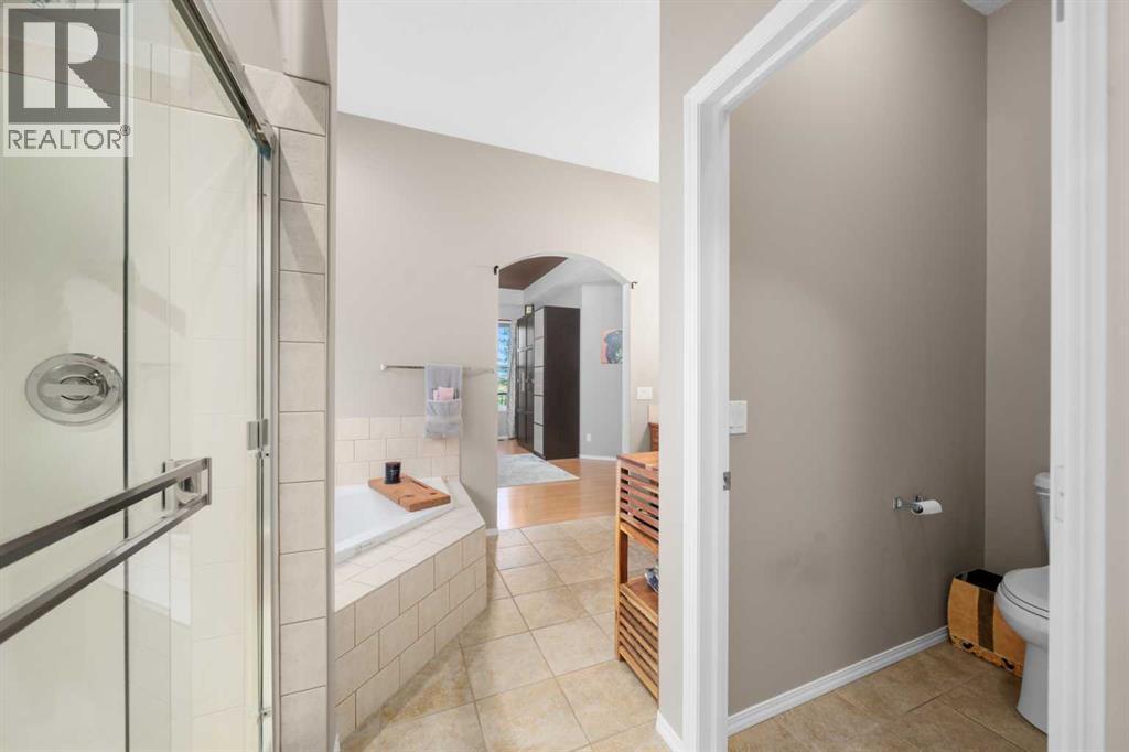 51 Crestridge Way Sw, Calgary, Alberta  T3B 5Z3 - Photo 17 - A2261382