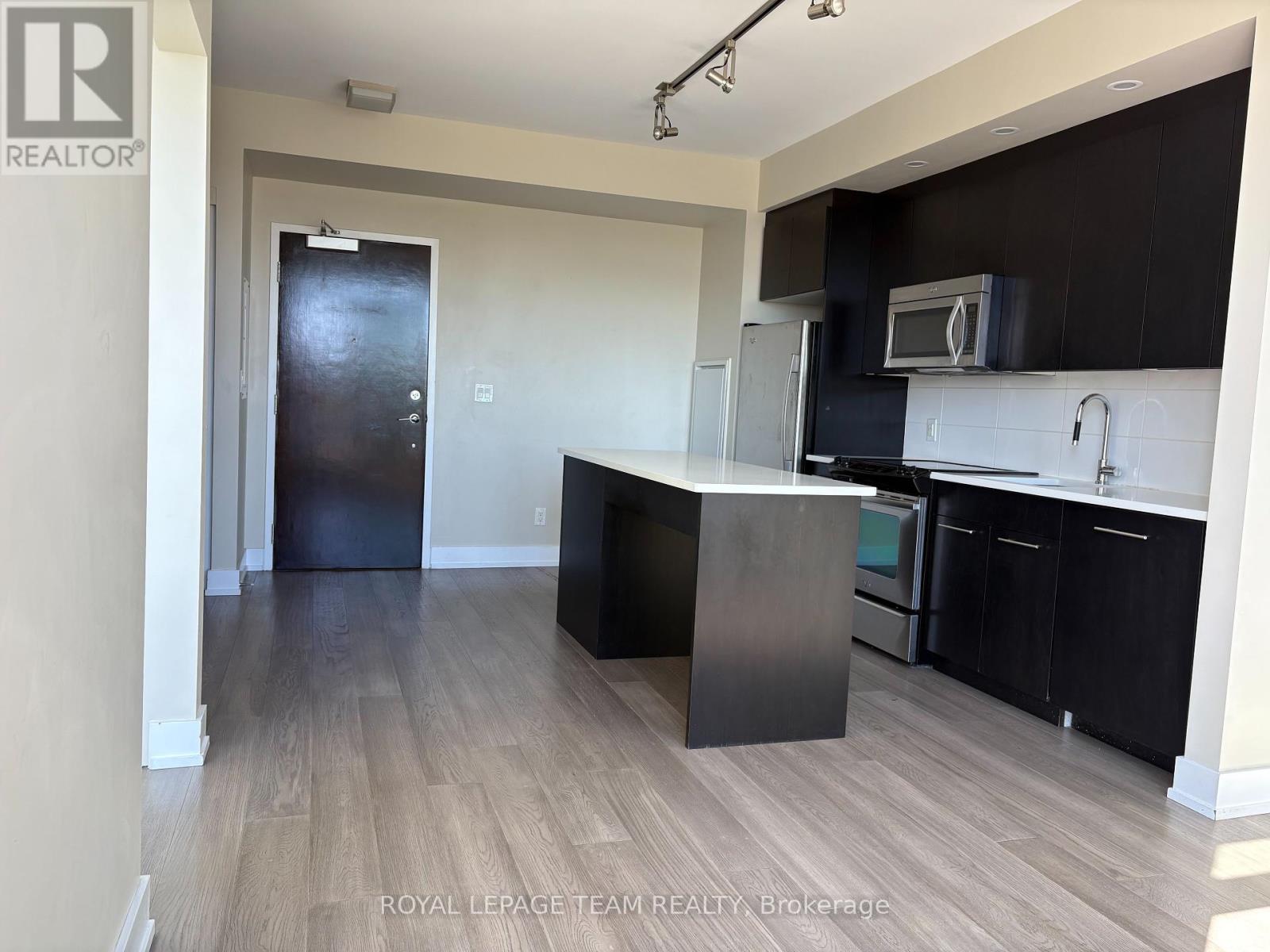 717 - 360 Patricia Avenue, Ottawa, Ontario  K1Z 0A8 - Photo 3 - X12281124