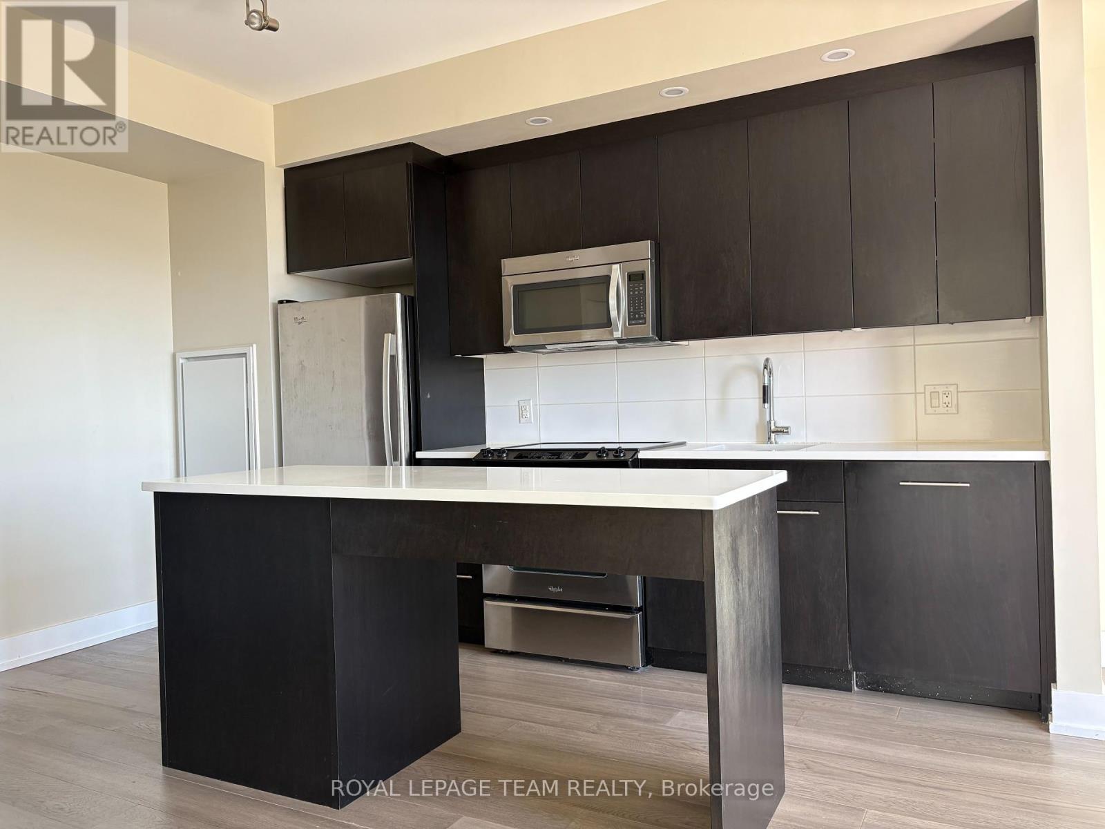 717 - 360 Patricia Avenue, Ottawa, Ontario  K1Z 0A8 - Photo 5 - X12281124