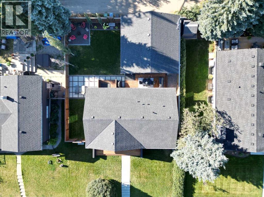 139 Wildwood Drive Sw, Calgary, Alberta  T3C 3C7 - Photo 39 - A2261636