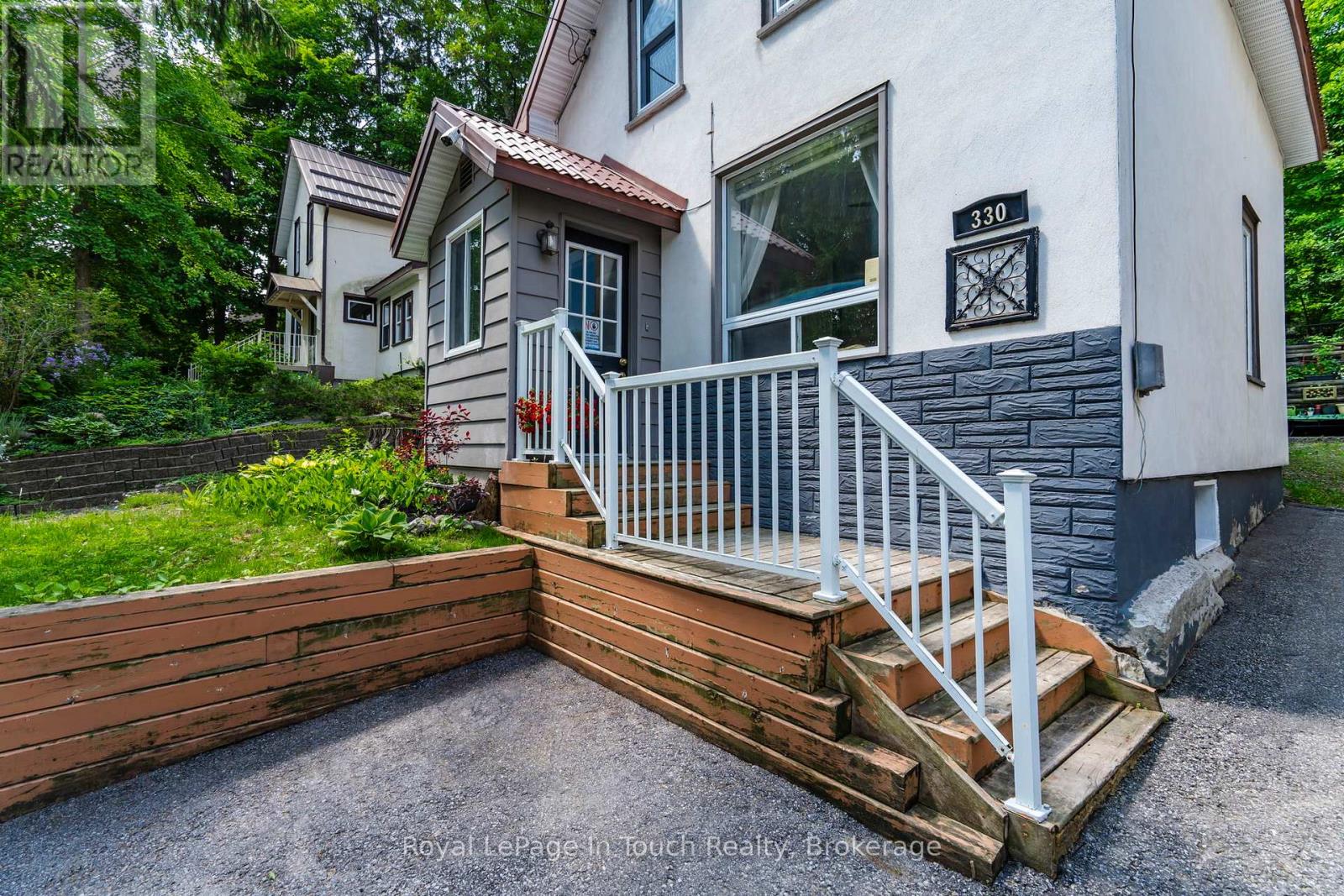330 Third Street, Midland, Ontario  L4R 3S7 - Photo 2 - S12443761