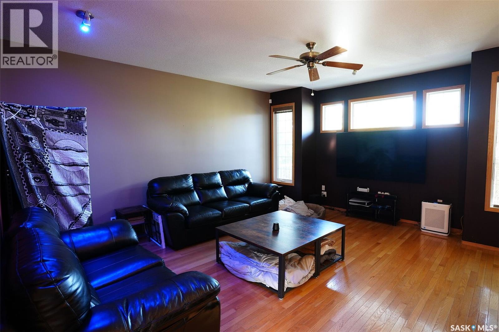 1340 Mcintosh Street, Regina, Saskatchewan  S4T 5C2 - Photo 2 - SK019622