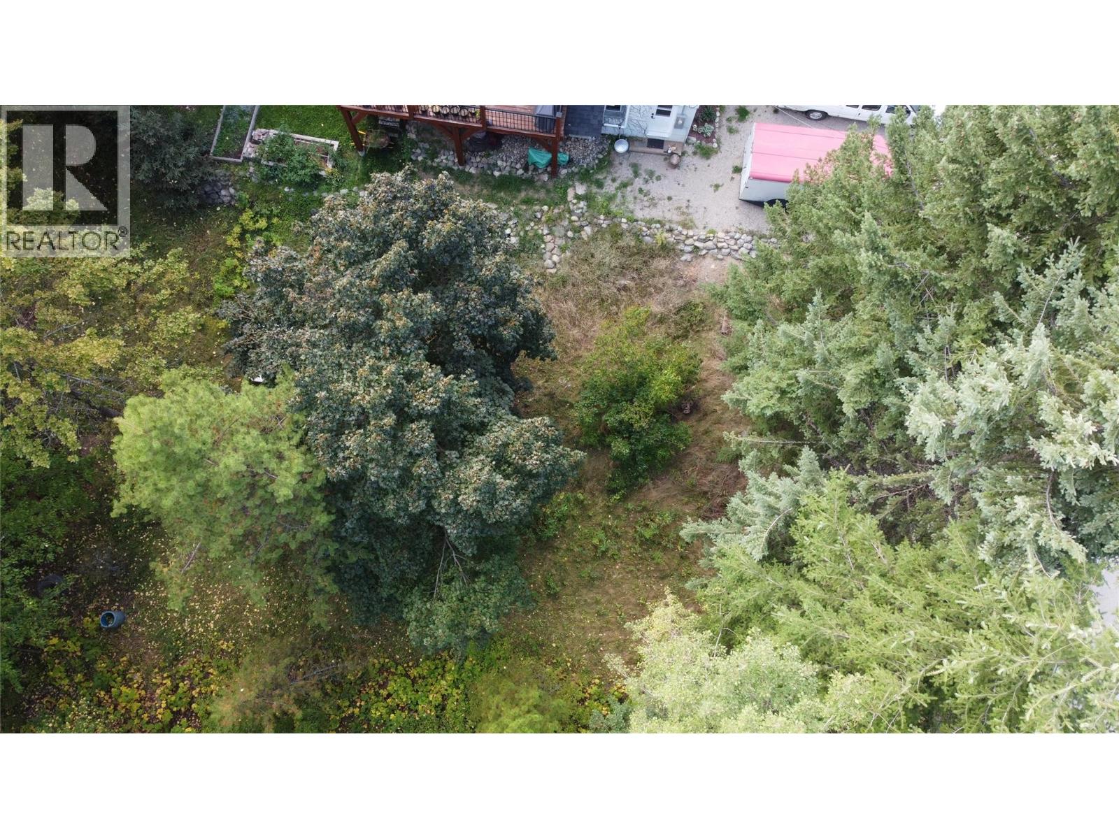 2061 Phoenix Avenue, Rossland, British Columbia  V0G 1Y0 - Photo 11 - 10362713