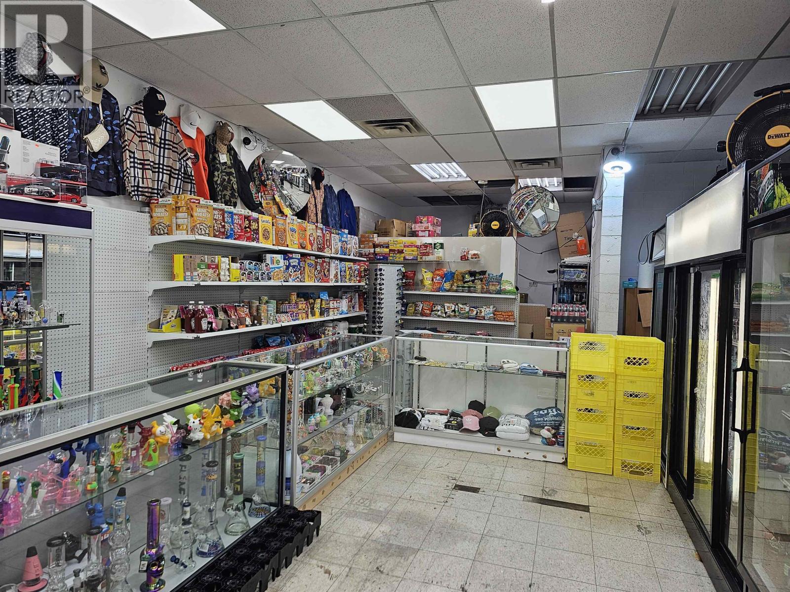 384 E Hastings Street, Vancouver, British Columbia  V6A 1P4 - Photo 5 - C8071372