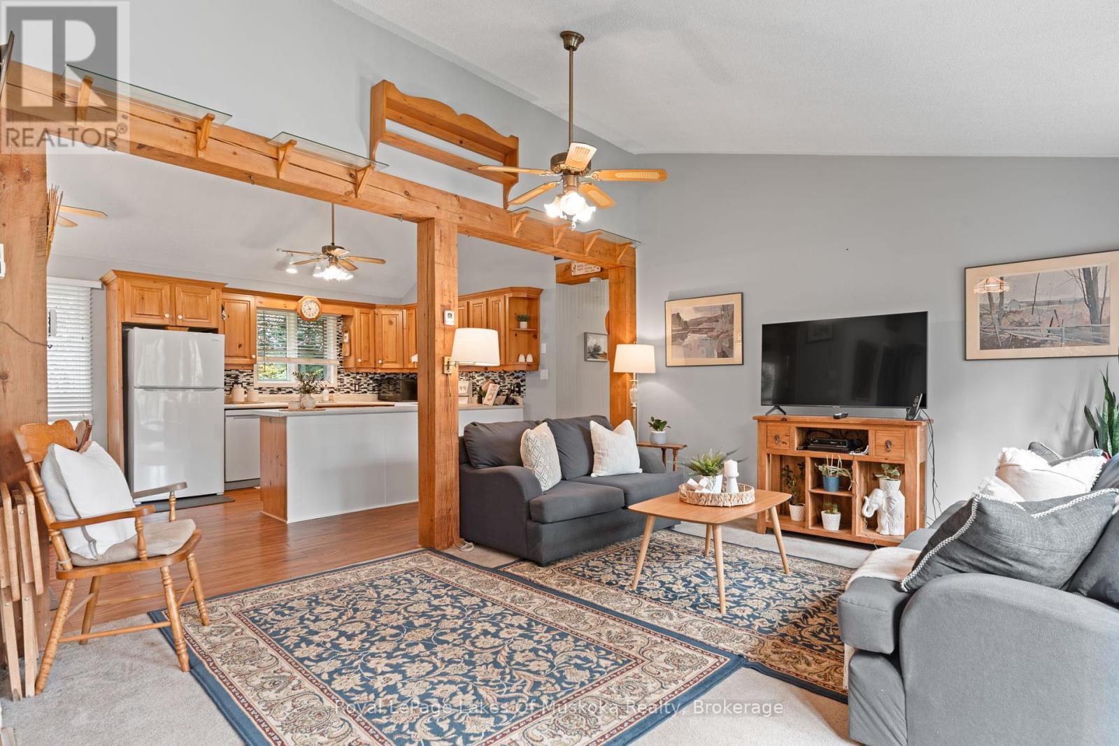29 Ascott Lane, Huntsville, Ontario  P0B 1L0 - Photo 16 - X12443734