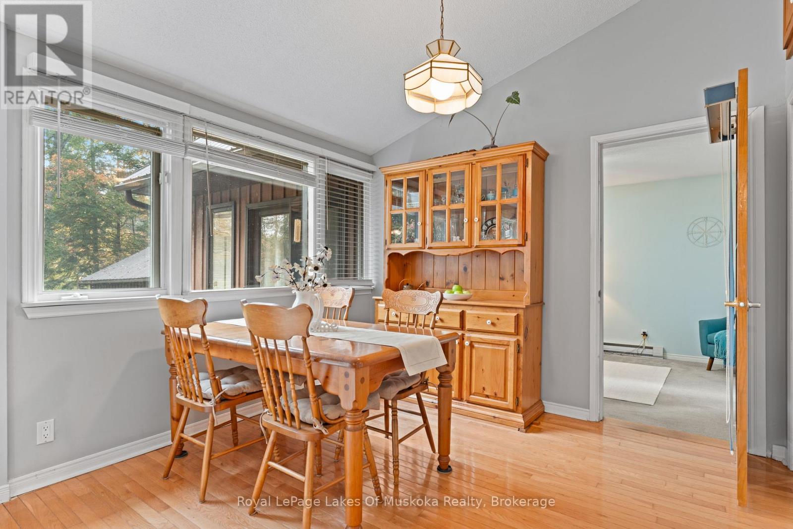 29 Ascott Lane, Huntsville, Ontario  P0B 1L0 - Photo 17 - X12443734