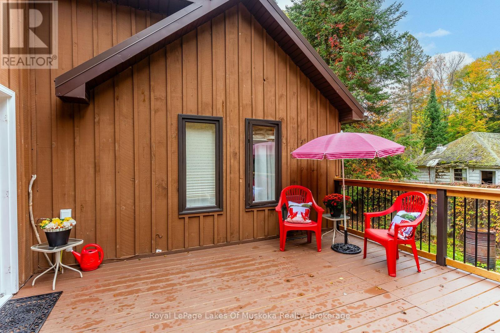 29 Ascott Lane, Huntsville, Ontario  P0B 1L0 - Photo 5 - X12443734
