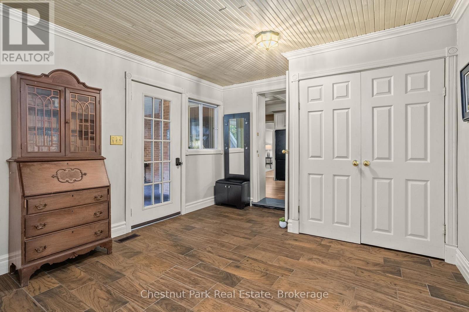 2360 60 Highway, Lake Of Bays, Ontario  P1H 2E5 - Photo 24 - X12443768