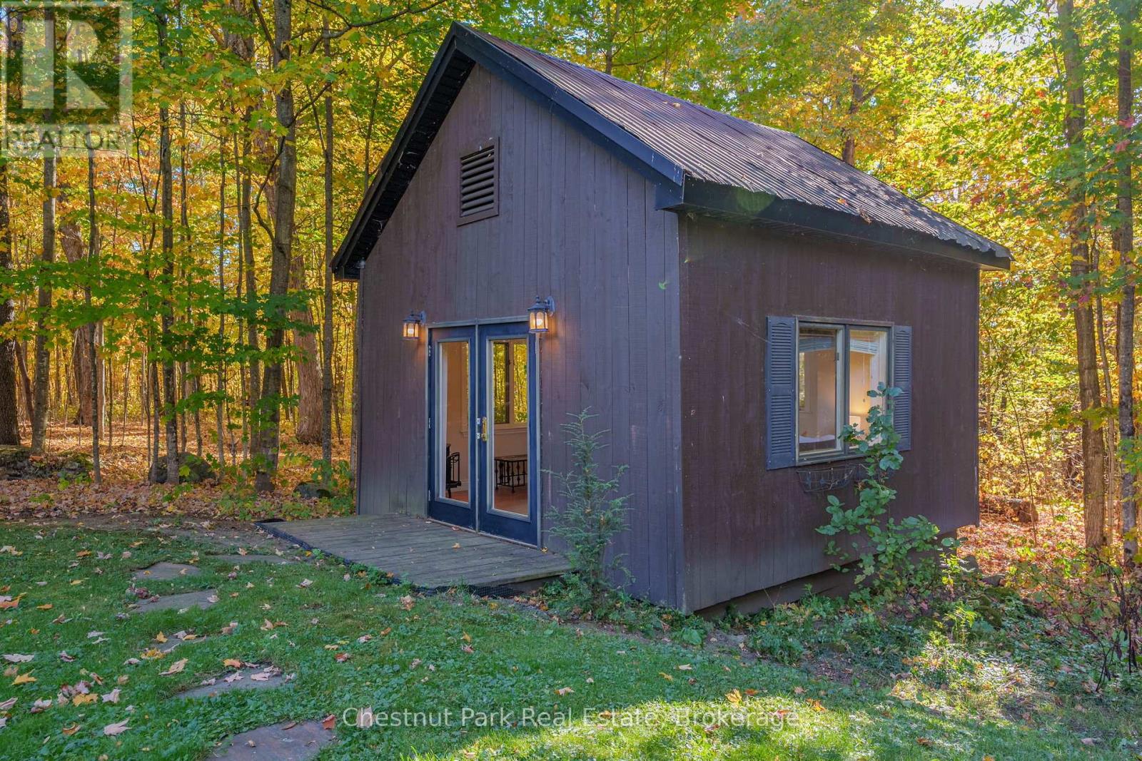 2360 60 Highway, Lake Of Bays, Ontario  P1H 2E5 - Photo 38 - X12443768