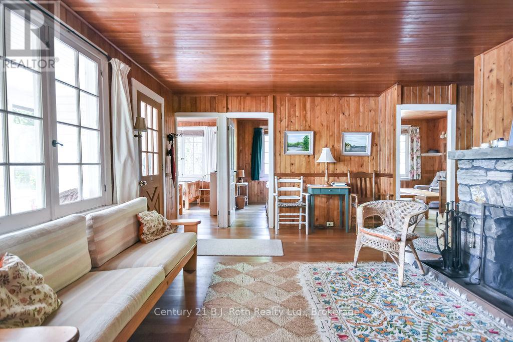 756 Browning Island, Bracebridge, Ontario  P1L 1X2 - Photo 17 - X12443779