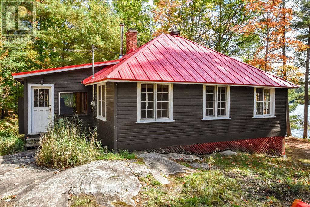 756 Browning Island, Bracebridge, Ontario  P1L 1X2 - Photo 3 - X12443779