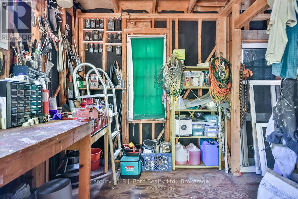 756 Browning Island, Bracebridge, Ontario  P1L 1X2 - Photo 33 - X12443779