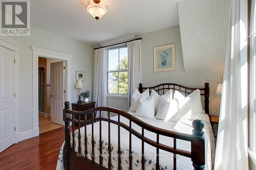 202 Snowbridge Way, Blue Mountains, Ontario  L9Y 0V1 - Photo 22 - X12443785