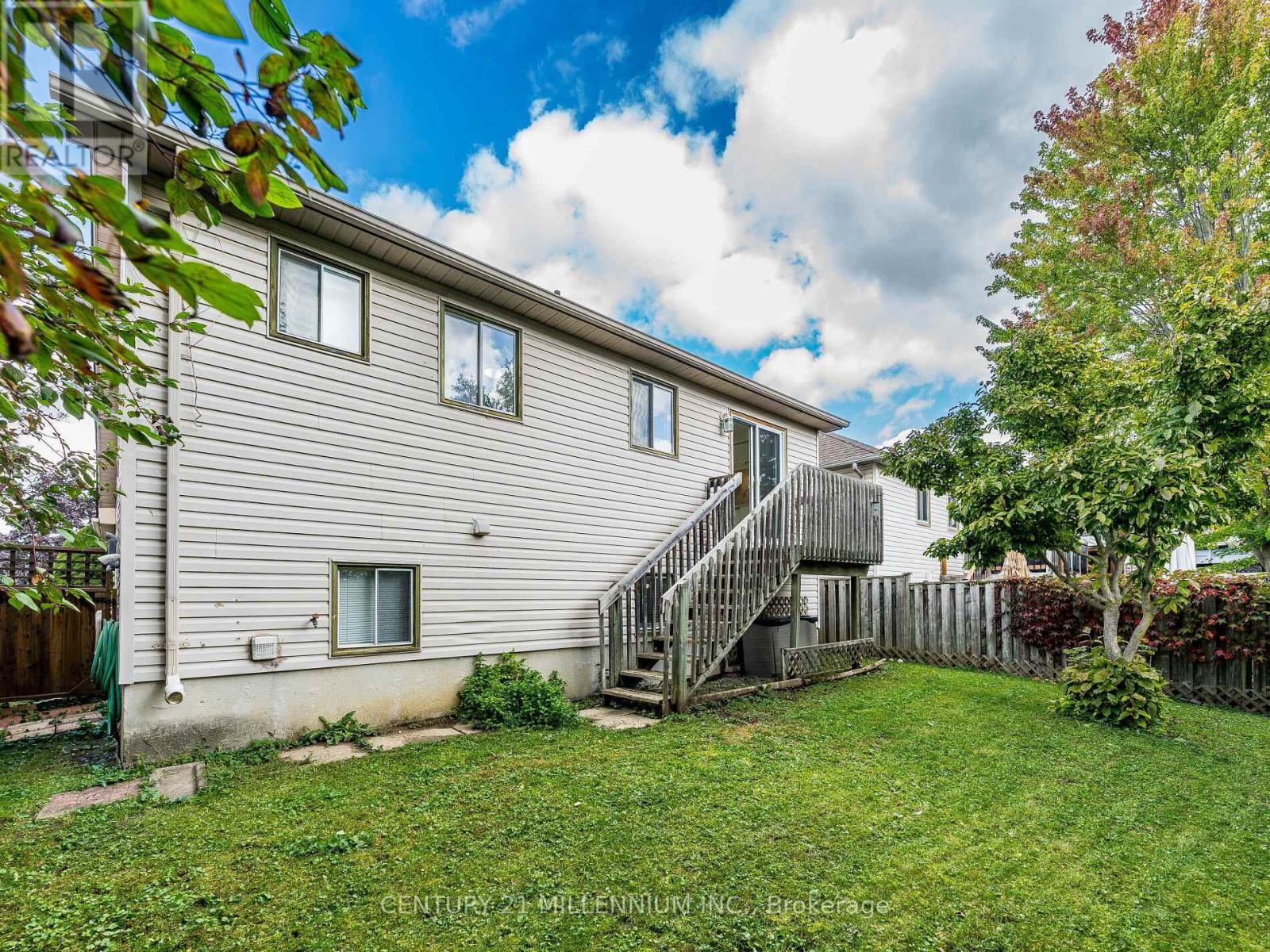 425 Elmwood Court, Oshawa, Ontario  L1G 7X8 - Photo 33 - E12430847