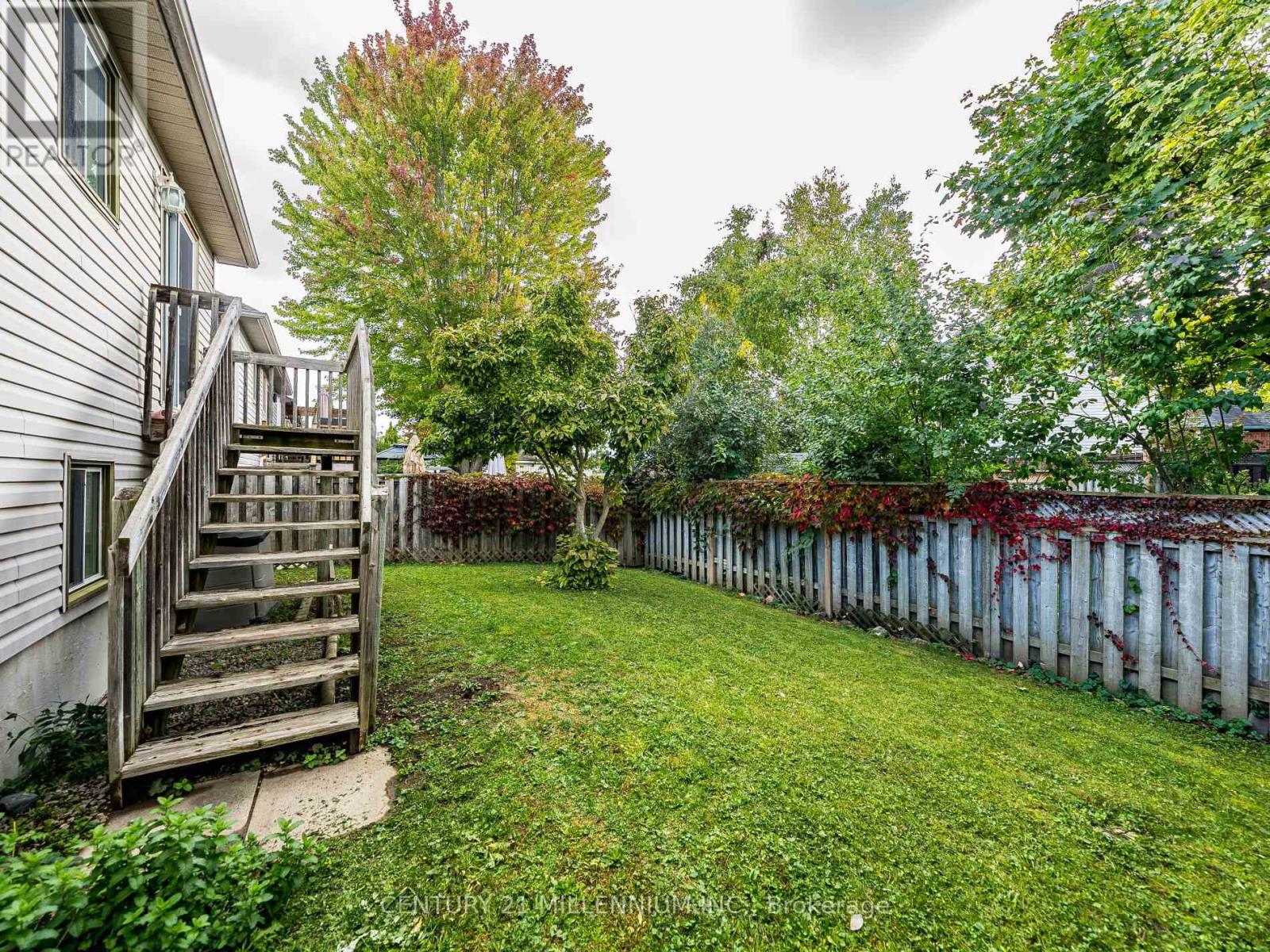 425 Elmwood Court, Oshawa, Ontario  L1G 7X8 - Photo 32 - E12430847