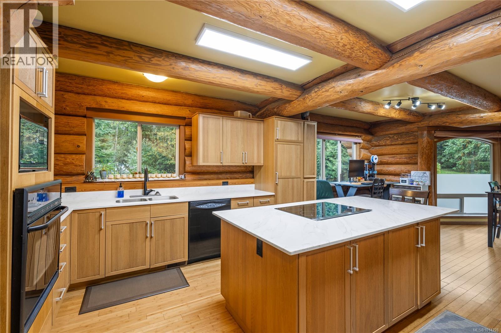 2948 Jameson Rd, Nanaimo, British Columbia  V9R 6W8 - Photo 4 - 1014228