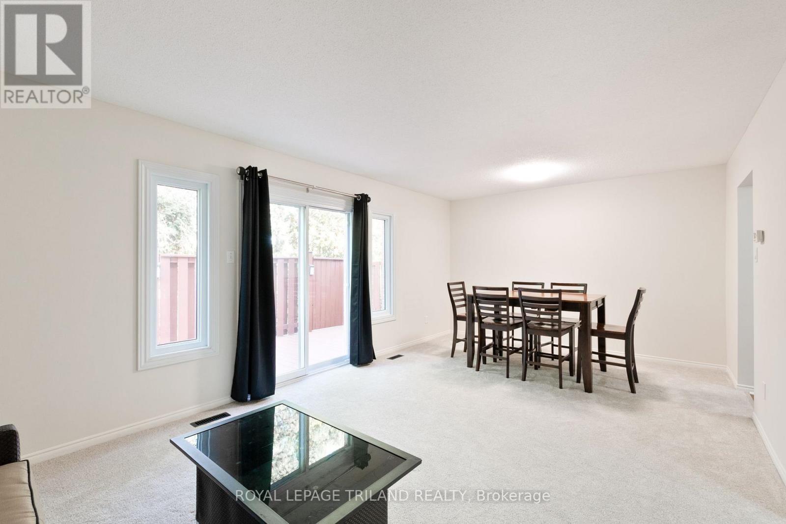 32 - 131 Bonaventure Drive, London East, Ontario  N5V 4H8 - Photo 11 - X12443746