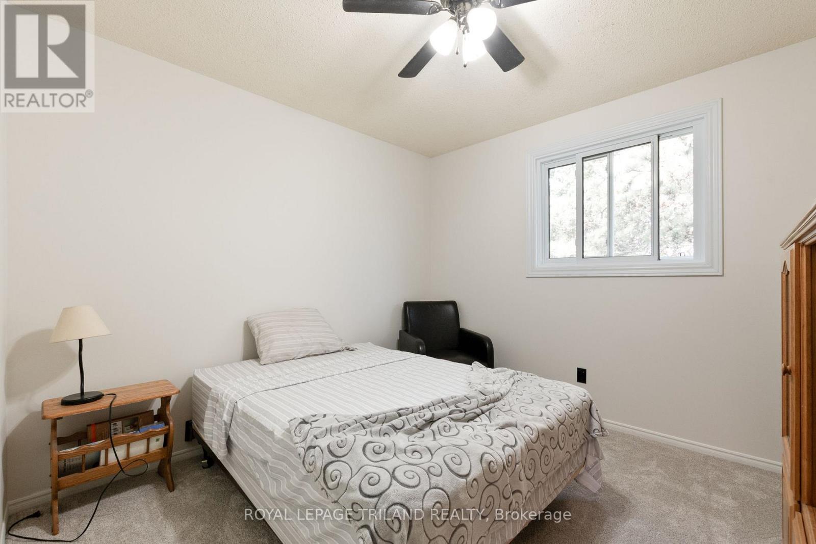 32 - 131 Bonaventure Drive, London East, Ontario  N5V 4H8 - Photo 19 - X12443746