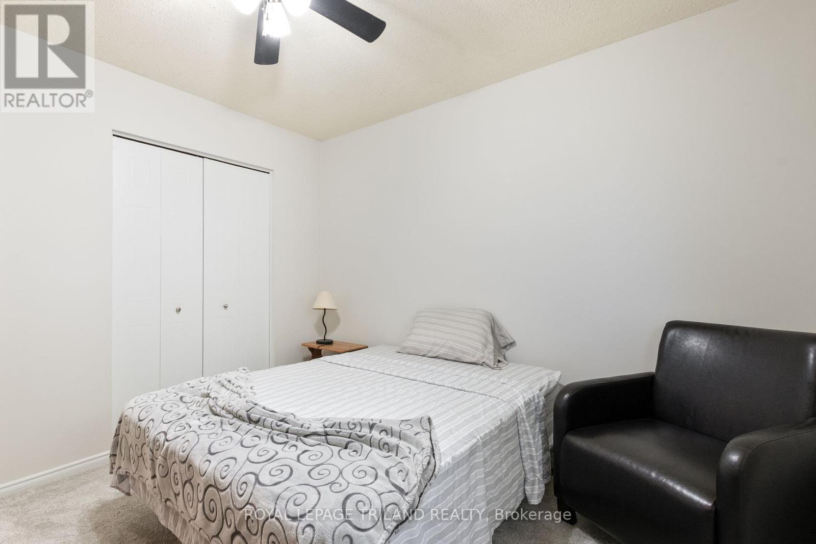 32 - 131 Bonaventure Drive, London East, Ontario  N5V 4H8 - Photo 20 - X12443746