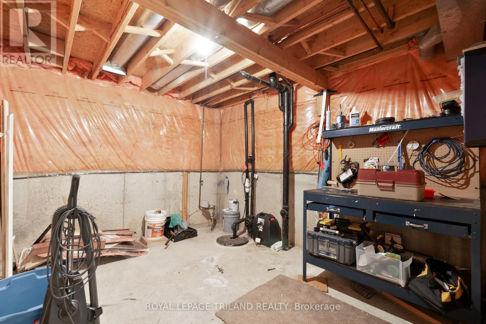 32 - 131 Bonaventure Drive, London East, Ontario  N5V 4H8 - Photo 25 - X12443746