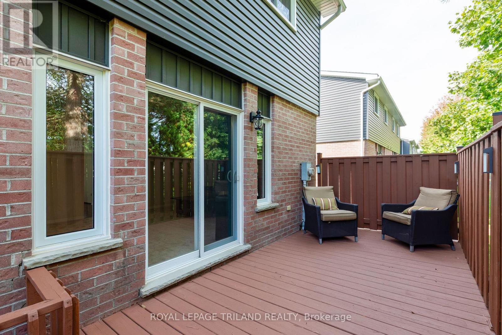 32 - 131 Bonaventure Drive, London East, Ontario  N5V 4H8 - Photo 26 - X12443746