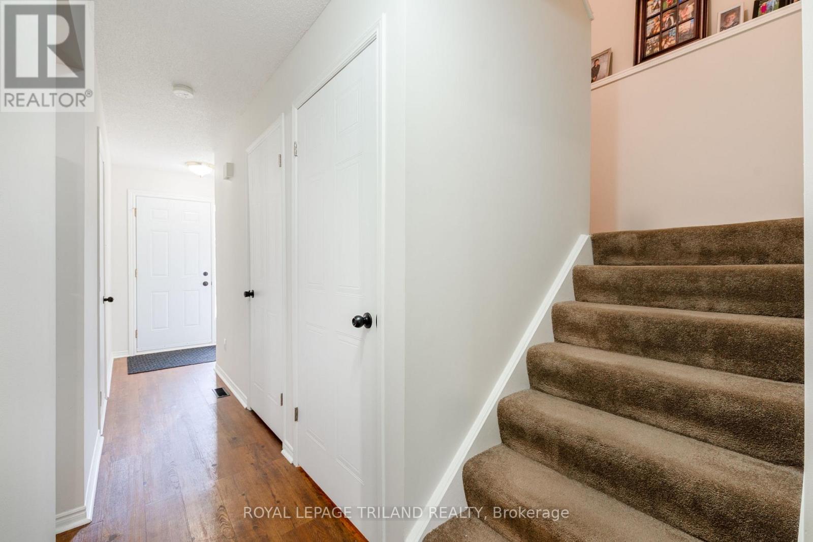 32 - 131 Bonaventure Drive, London East, Ontario  N5V 4H8 - Photo 6 - X12443746