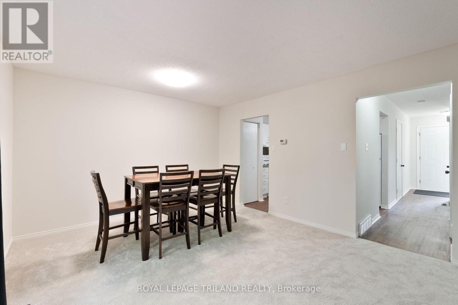 32 - 131 Bonaventure Drive, London East, Ontario  N5V 4H8 - Photo 9 - X12443746