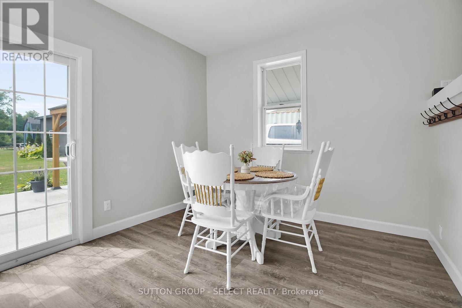 145 Victoria Avenue, South Huron, Ontario  N0M 1M0 - Photo 15 - X12443819